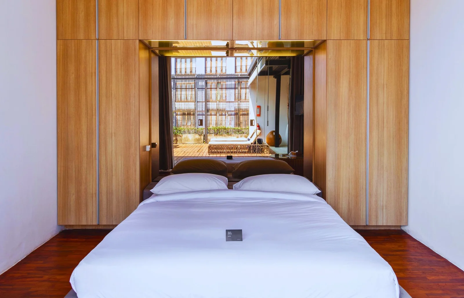 One-Eleven-Retreat-Gazebo-Three-Bedroom-Penthouse-Formerly-One-Eleven-Resorts-Seminyak-Bali-4